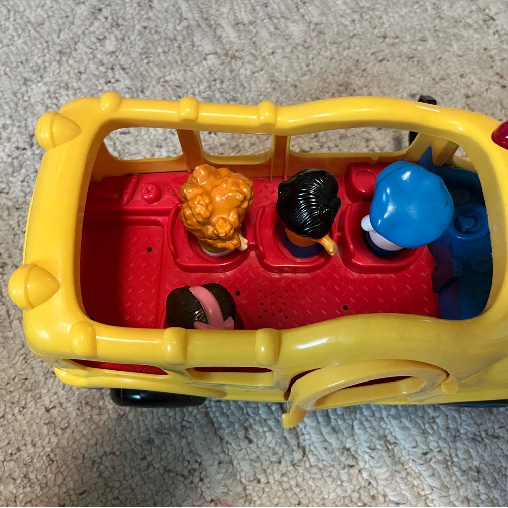 Little people school bus with figures - Picture 3 of 6